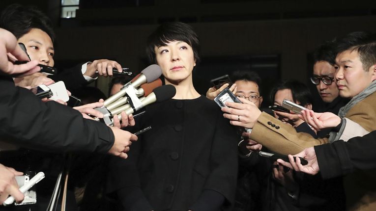 Anri Kawai é declarada culpada por compra de votos no Japão