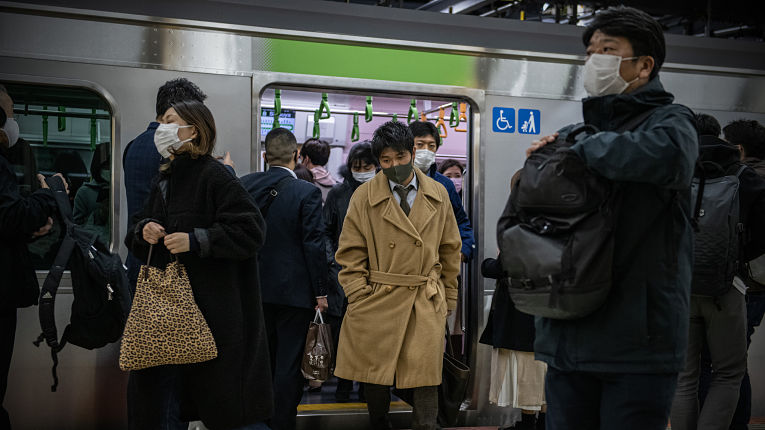 Transporte público na pandemia no Japão