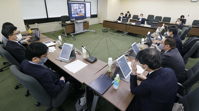 Legisladores japoneses 
