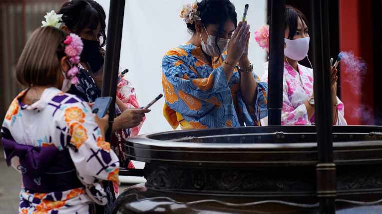 Ansiedade aumentou entre os japoneses por causa da extensão do estado de emergência no país