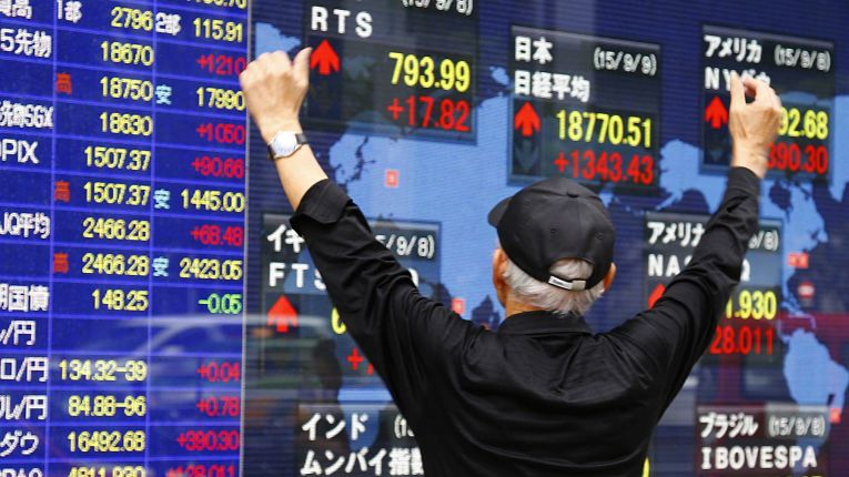 Otimismo e receio marcam as bolsas de valores do Japão nessa segunda-feira, 8 de fevereiro