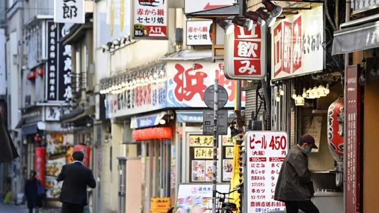 Região Metropolitana de Tokyo segue em estado de emergência para evitar novos focos de contaminação com a chegada da temporada das sakuras
