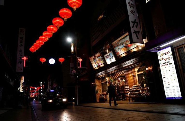 Com pouco mais de um mês para o início dos Jogos Olímpicos, o Japão registra baixas contaminações ao mesmo tempo em que a imunização ainda está muito aquém do estimado