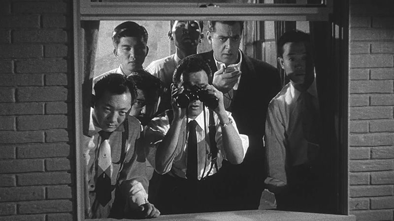 Cena do filme Godzilla Rei dos Monstros 1956