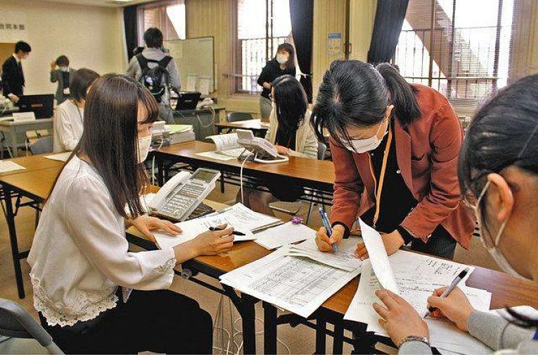 Casos de COVID-19 no Japão subiu para mais de 5 mil pela primeira vez em meses