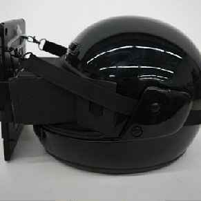 Protótipo do capacete ChamaleonMask