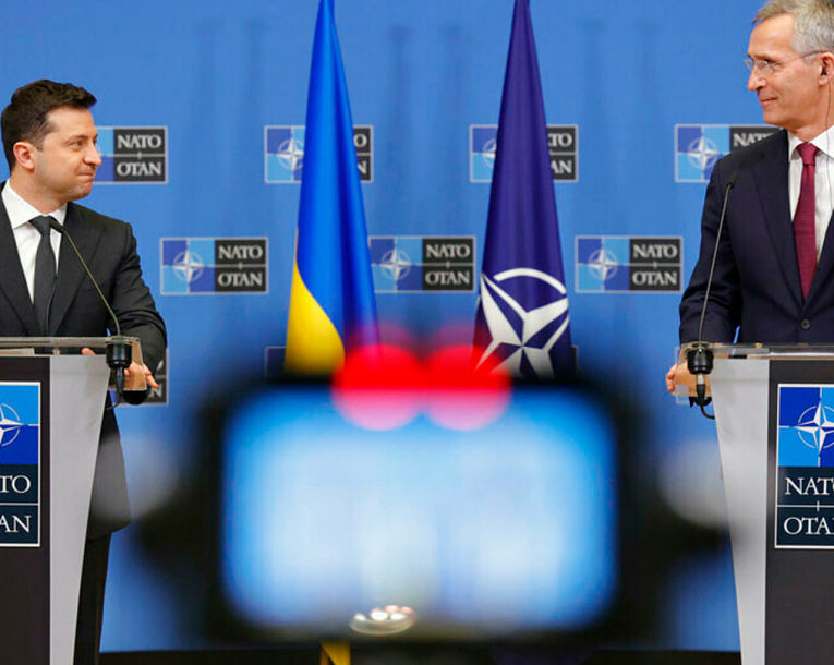 Encontro oficial entre o presidente da Ucrânia, Volodymyr Zelensky, e o secretário-geral da OTAN, Jens Stoltenber