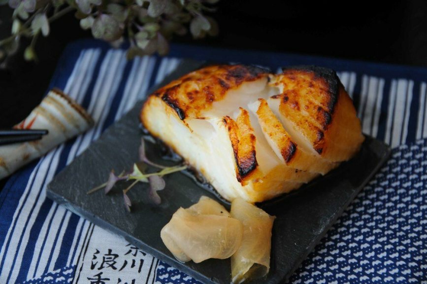 Receita japonesa de bacalhau marinado no missô