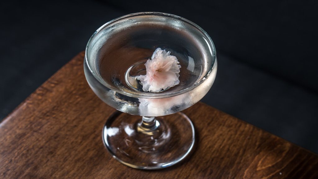 Receita de drink martini de sakura