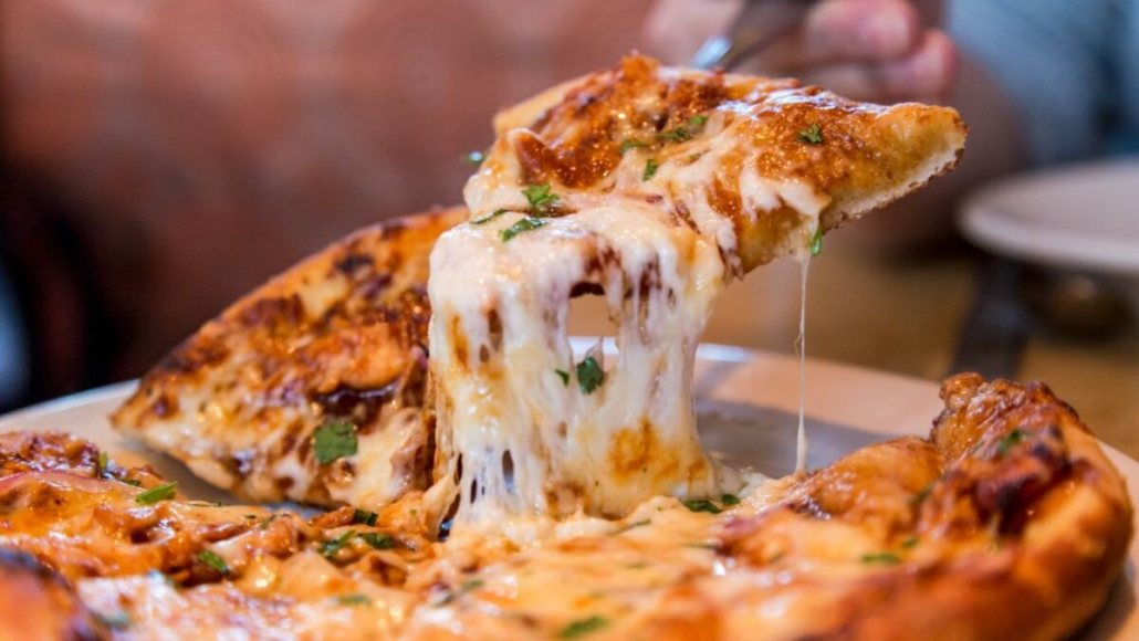 Como é a pizza japonesa