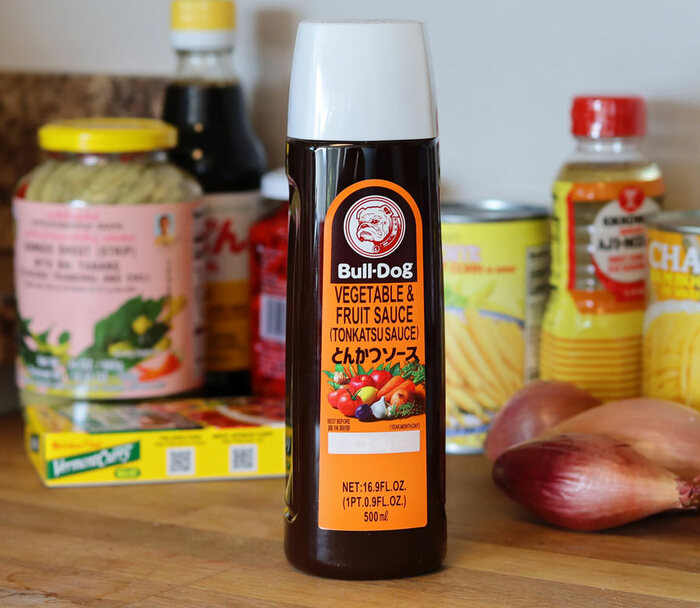 Molho tonkatsu da marca Bull-Dog