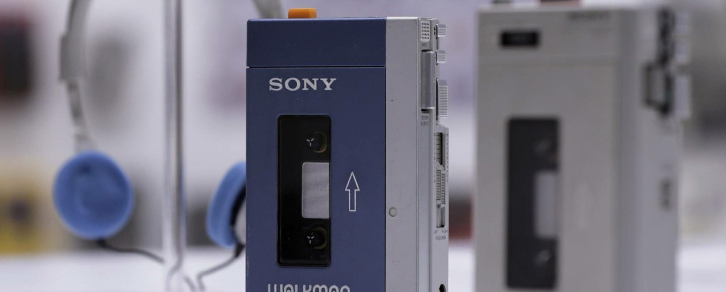Sony Walkman, tocador de fita cassete volta a ser popular no Japão