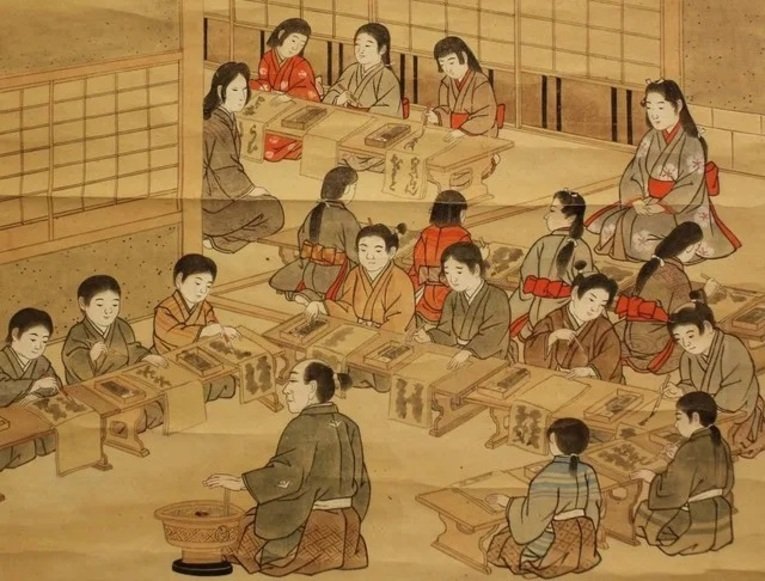 Em 1871, nasceu o Ministério da Educação do Japão. Com o nascimento da pasta, as terakoyas foram nacionalizadas e transformadas em escolas primárias ante a prioridade educacional do Império japonês para sua industrialização