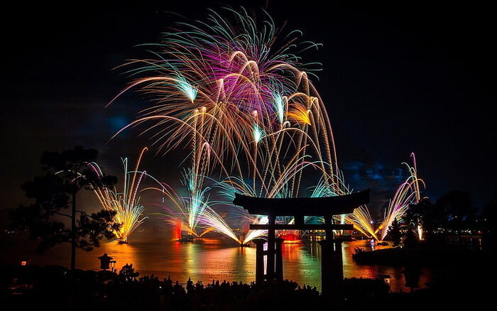 Queima de fogos de artifício no Japão