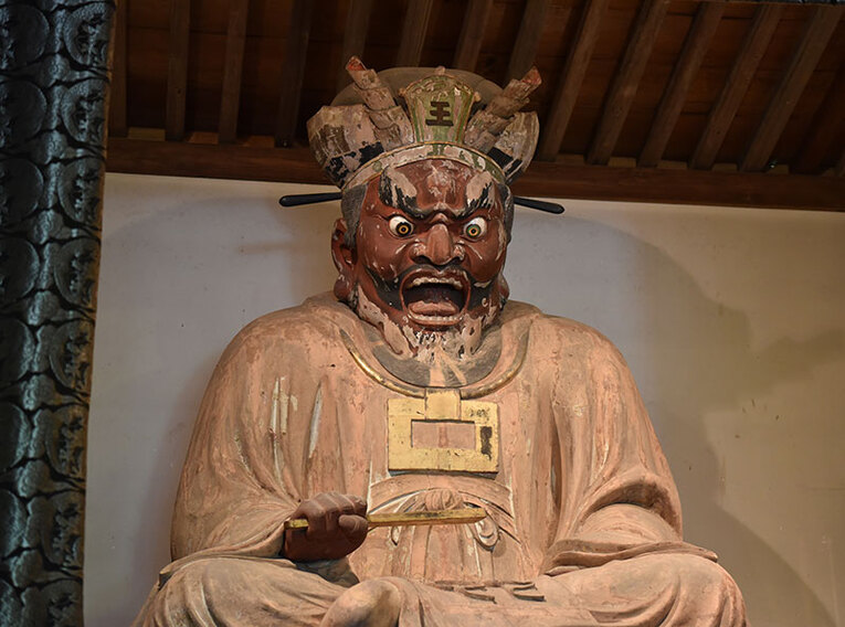 Enmaten (Enma-ō) revela em qual reino do Rokudō será o renascimento de um ser que morreu no Samsara e que continua no ciclo de morte e renascimento incontrolável