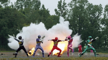 Cena de explosão do Kyoryugers