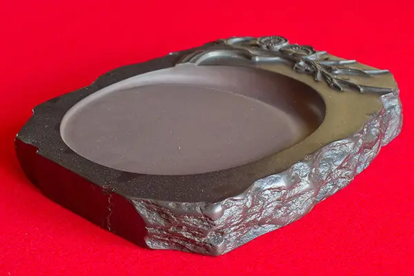 Pedra de caligrafia japonesa de Akama é uma das mais valorizadas 