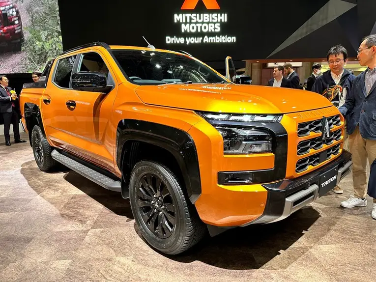 Novo modelo do Mitsubishi Triton que começará a ser vendido no Japão a partir de 15 de fevereiro de 2024