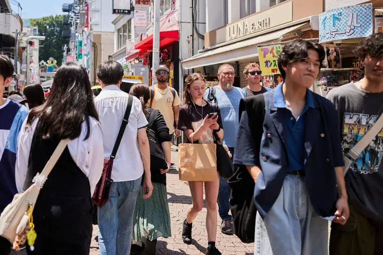 Embora o turismo em 2023 tenha sido 6,6 vezes maior do que 2022, ainda está aquém do recorde registrado em 2019