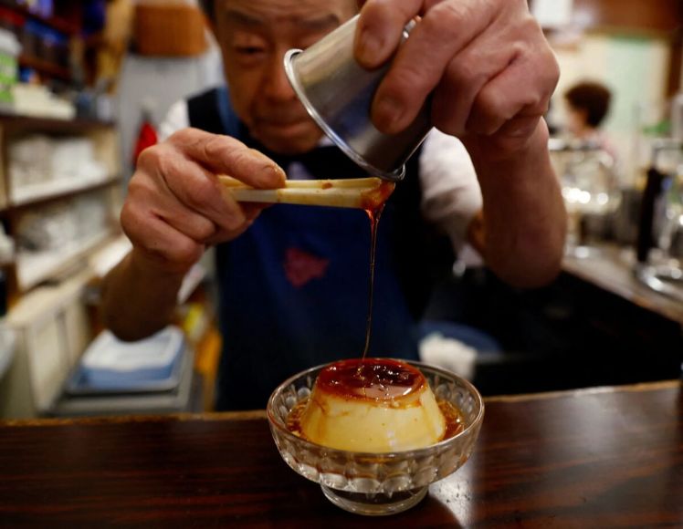 Cafe de Tokyo de Shizuo Mori chamado Heckeln ficou famoso nas redes sociais pelo seu pudim