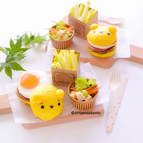 Hambúrguer saudável de ovo da Little Miss Bento com batata frita de maçã