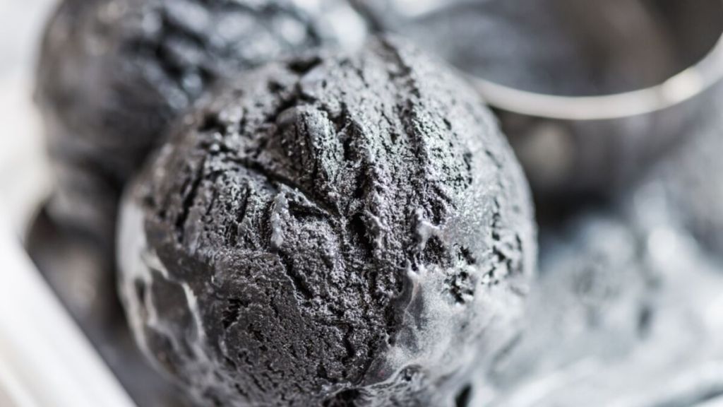 Receita de sorvete de gergelim preto japonês