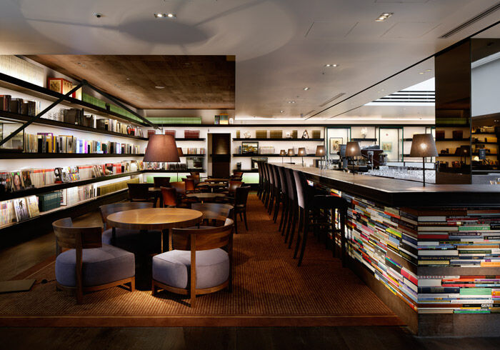 Daikanyama Tsutaya é uma livraria grande em Tokyo imperdível