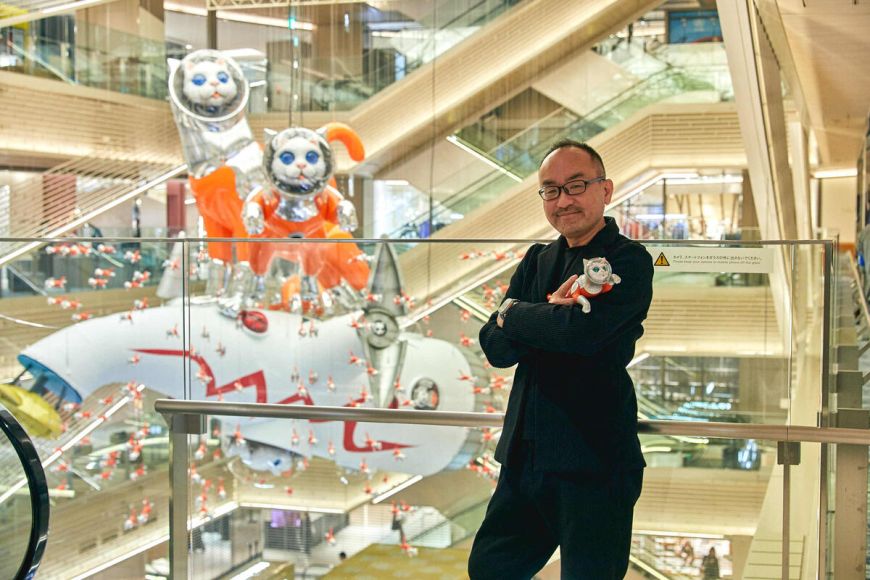 Artista Kenji Yanobe faz esculturas de gatos astronautas