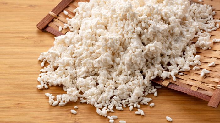 Koji é um fermentado usado na produção de produtos japoneses tradicionais como missô, shoyu e saquê, amazake