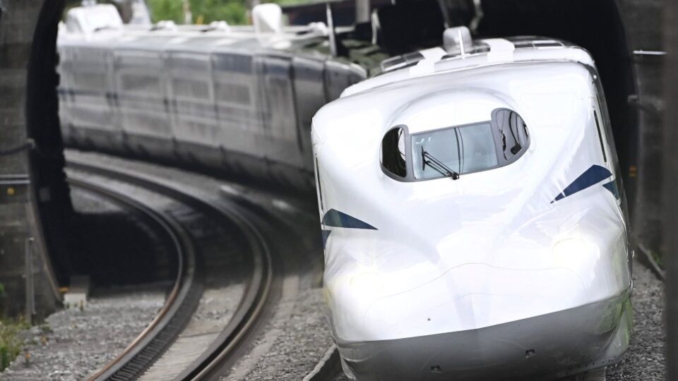 Trem-bala no Japão ganhará nova cabine privativa no Green Car da linha Tokaido nos trens da série N700S