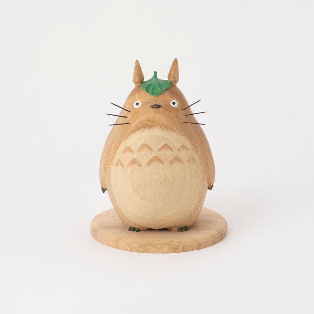 Totoro de madeira entalhado a mão para arte colecionável Studio Ghibli