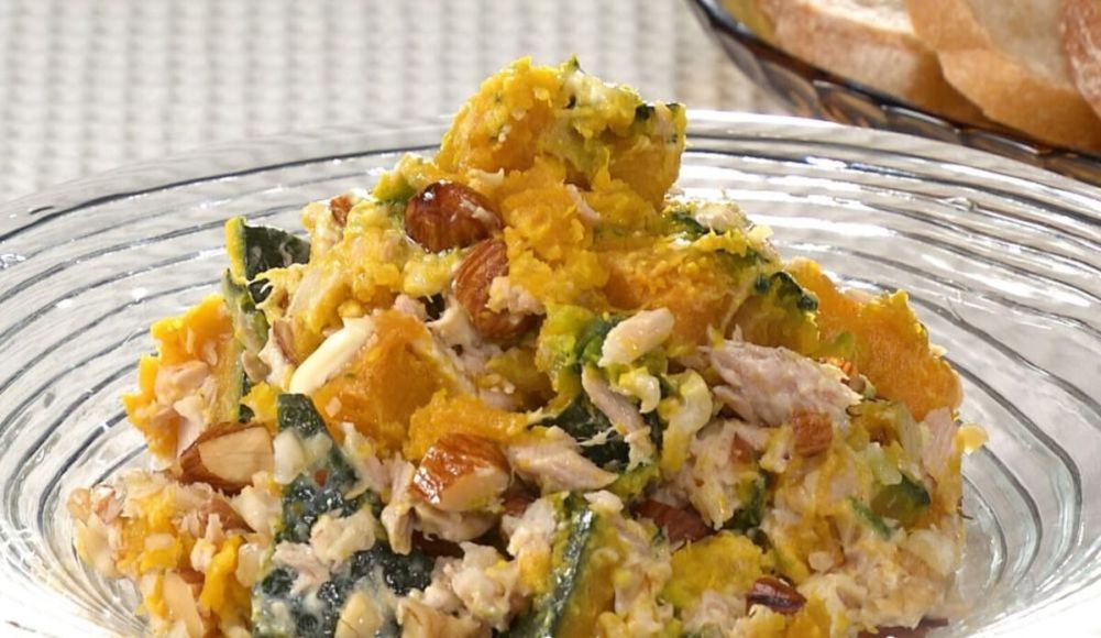 Salada de abóbora japonesa com atum e nozes