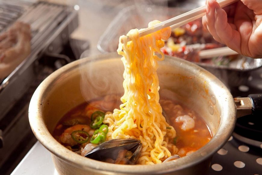 5 receitas de lamen instantâneo