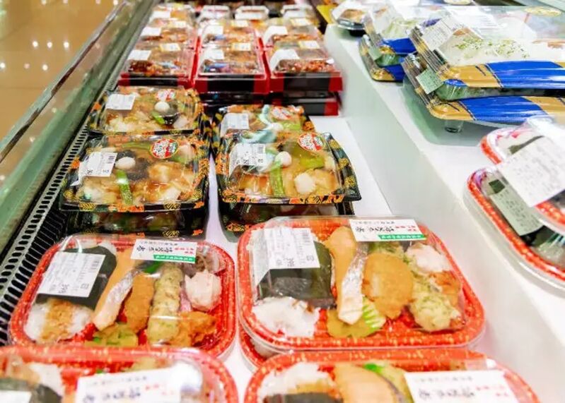 Obentôs são vendidos em lojas pequenas a grandes supermercados