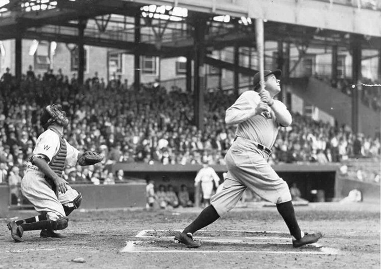 A partir de 1950, os campeonatos de baseball no Japão passaram a ser realizados sob a autoridade da NBL, mais conhecida localmente como Puro Yakyū