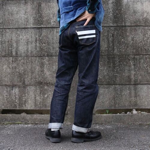 Jeans Momotaro modelo Classic