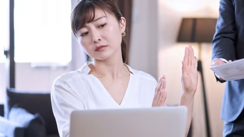 Pedido de demissão negado é prática comum no Japão