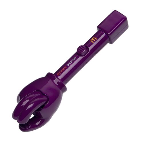 Mão de pegar batata frita da fukubukuro mcdonalds japão 25 em parceria com design beam