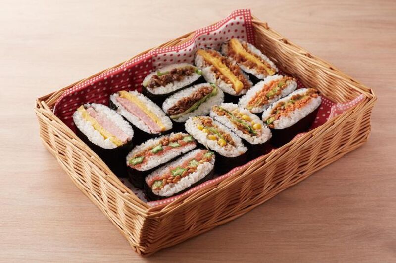 Recheios diversos de onigirazu