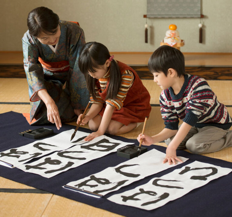 Shodō. A caligrafia japonesa é introduzida para a população desde o ensino básico