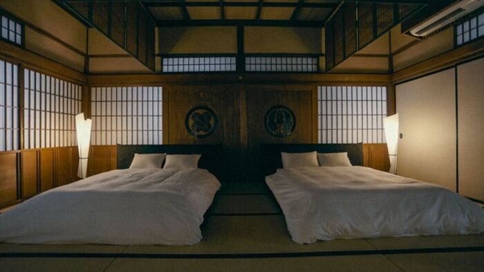 Quarto do castelo de Hiroshima Fukuyama para turistas de luxo pernoitarem