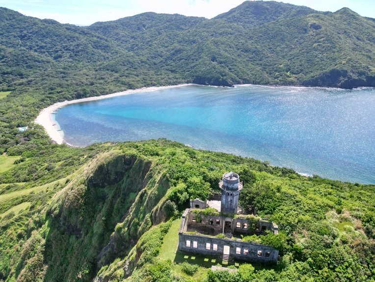 O Vale do Cagayan nas Filipinas é uma extensa área cheia de recursos naturais, especialmente metais preciosos e que foram tomados pelos piratas liderados por Tay Fusa