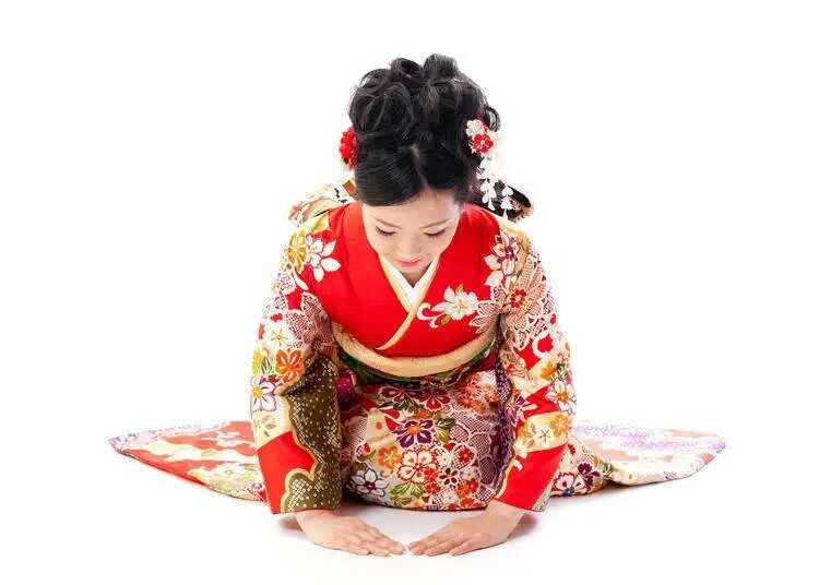 Cumprimento japonês tradicional de reverência