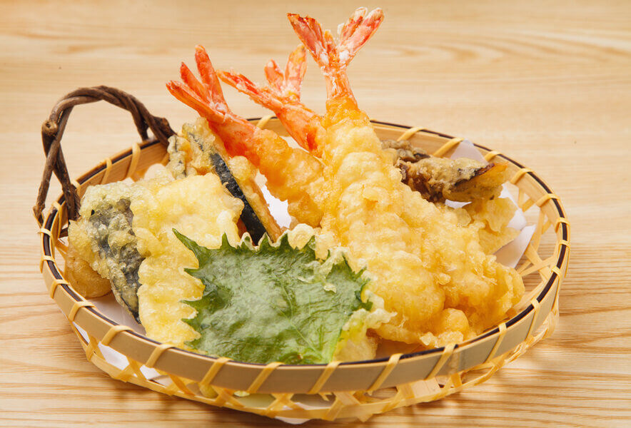 Tempura pode ser prato principal, acompanhamento ou petisco