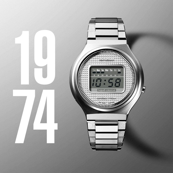 CASIOTRON QW02-10 de 1974, o primeiro relógio de pulso lançado pela CASIO Computer Co. Ltd.