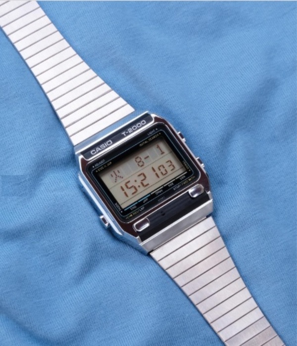 CASIO T-2000, modelo com dicionário mais avançado voltado para o mund corporativo