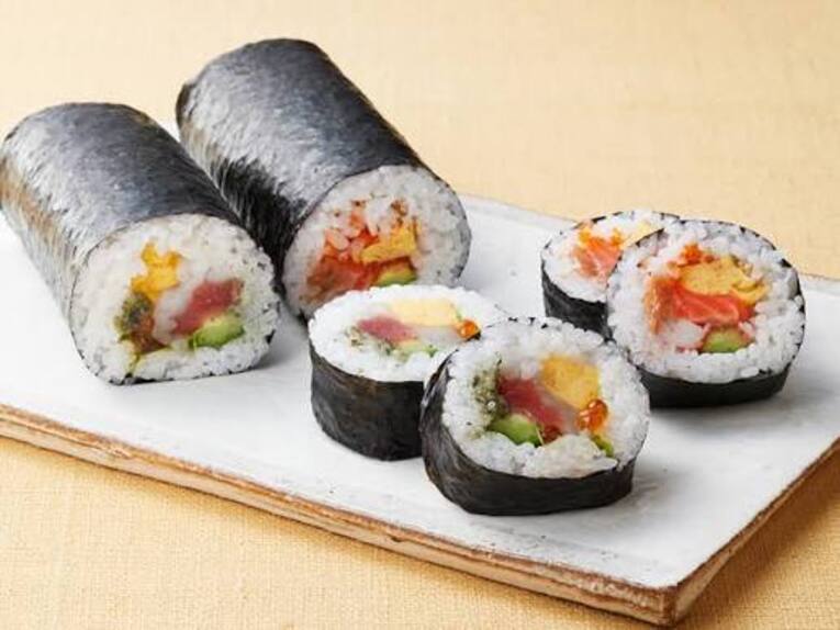 Um dos sushi mais populares da atualidade surgiu graças as mudanças promovidas na Reforma Tenmei de Tanuma Okitsugu